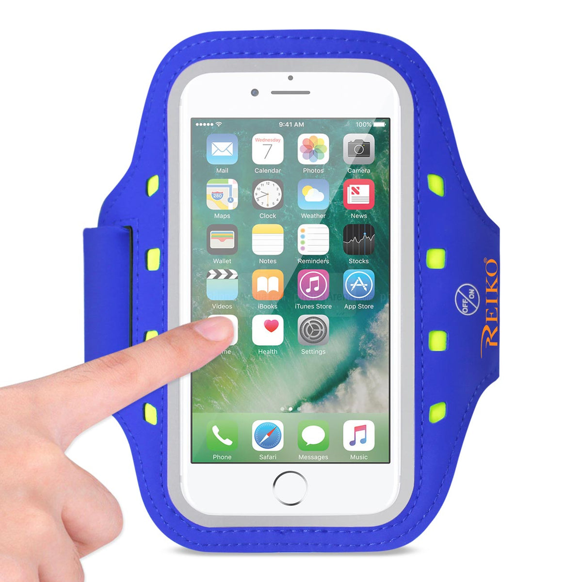 RUNNING SPORTS ARMBAND FOR 5.5 INCHES DEVICE WITH LED IN BLUE (5.5x5.5 INCHES)SAB05-UNI55BL - Premium & Reliable | CELL DEMAND Official